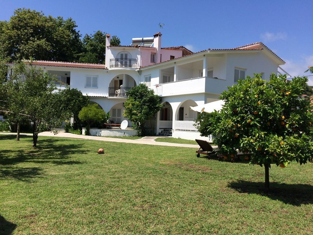 Villa Jeanna Troulos Bagian luar foto