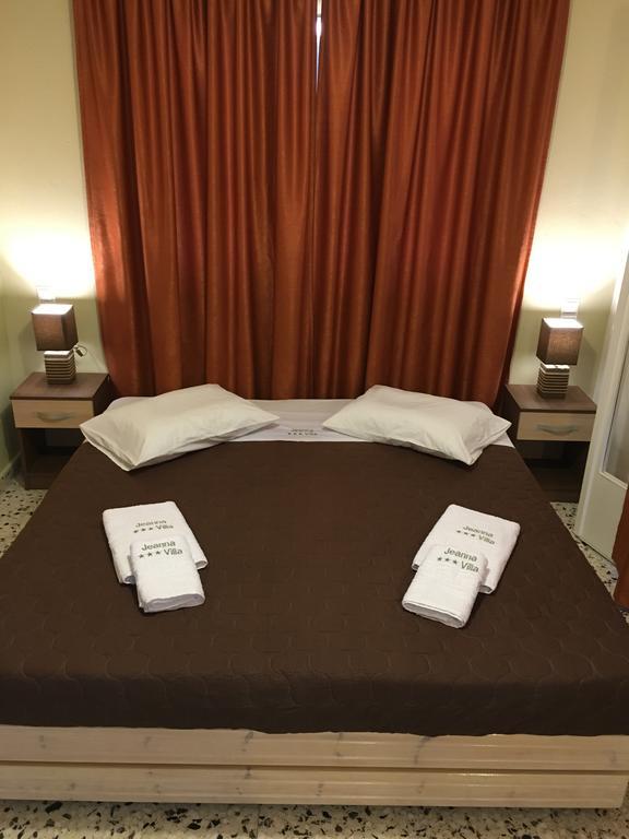 Villa Jeanna Troulos Bagian luar foto
